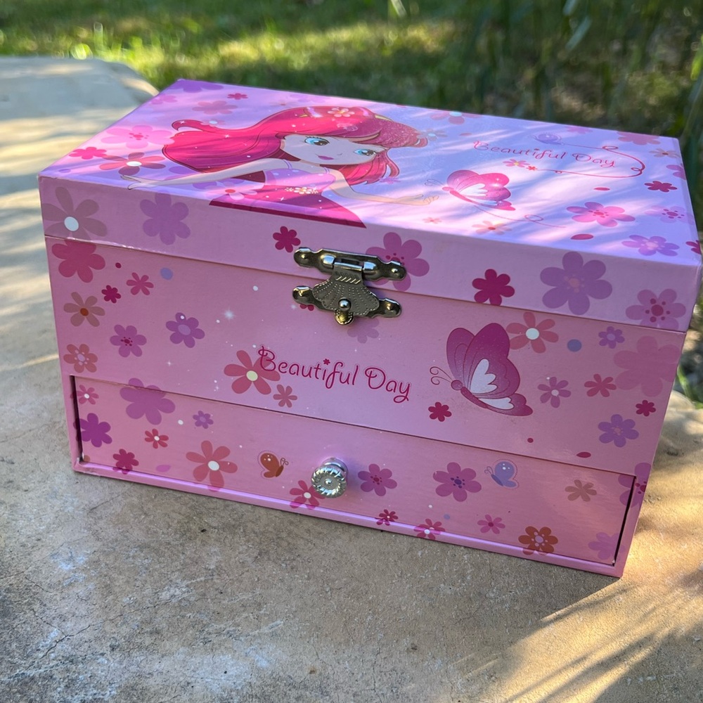 Beautiful Day Pink Princess Floral Musical Jewelry Box